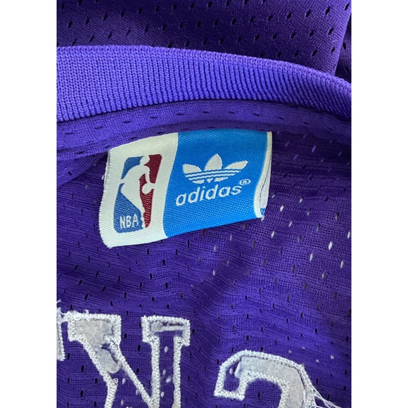 VINTAGE ADIDAS UTAH JAZZ JOHN STOCKTON STITCHED JERSEY SIZE MEDIUM - Picture 9 of 9